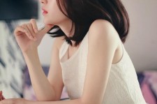 泰兴爱摄影逃求时髦模特一兼职(时髦多气概兼职网拍)