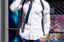 泰兴泳拆男模(时髦泳拆男模)