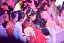 泰兴汉服模特兼职(想做汉服模特去哪里找)