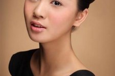 泰兴包罗中国女模特的词条