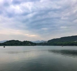 泰兴杭州自助游(杭州自助游旅游攻略)