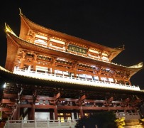 泰兴长沙旅游攻略(长沙旅游攻略景点必去长沙美食街)
