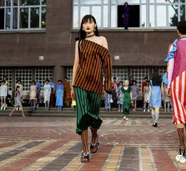 泰兴广西民族大学兼职模特李琳(2022年即将升为公办的大学)
