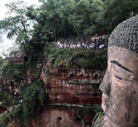 泰兴乐山旅游攻略(乐山旅游攻略1日游)