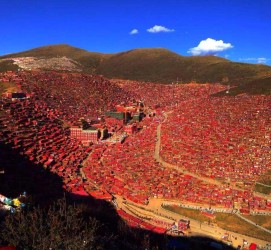 泰兴色达旅游攻略(成都到色达旅游攻略)