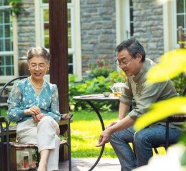 泰兴坦言带老伴游遍中国(我和老伴去旅游)