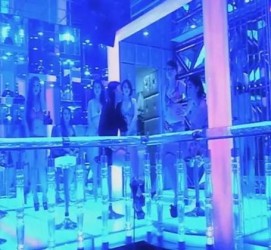 泰兴上海伴游 [视频]曝伴游行业内幕：白天陪玩晚上陪睡