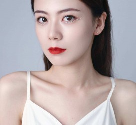 泰兴兼职模特要打点模卡吗(兼职做模特要交钱拍模卡)