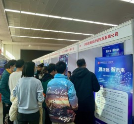泰兴北京伴游招聘 北京各大高校恢复线下招聘会，今年有什么不一样？记者探访