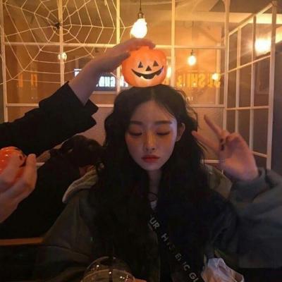 泰兴伴游玩耍释放压力，尽情放松表情