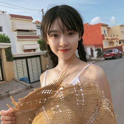 泰兴伴游女生李梓萱的资料