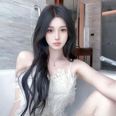 泰兴伴游女生吴悠的资料