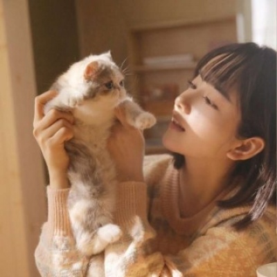 泰兴伴游女生邓珊珊的资料