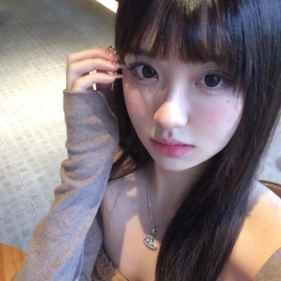 泰兴伴游女生车简丽的资料