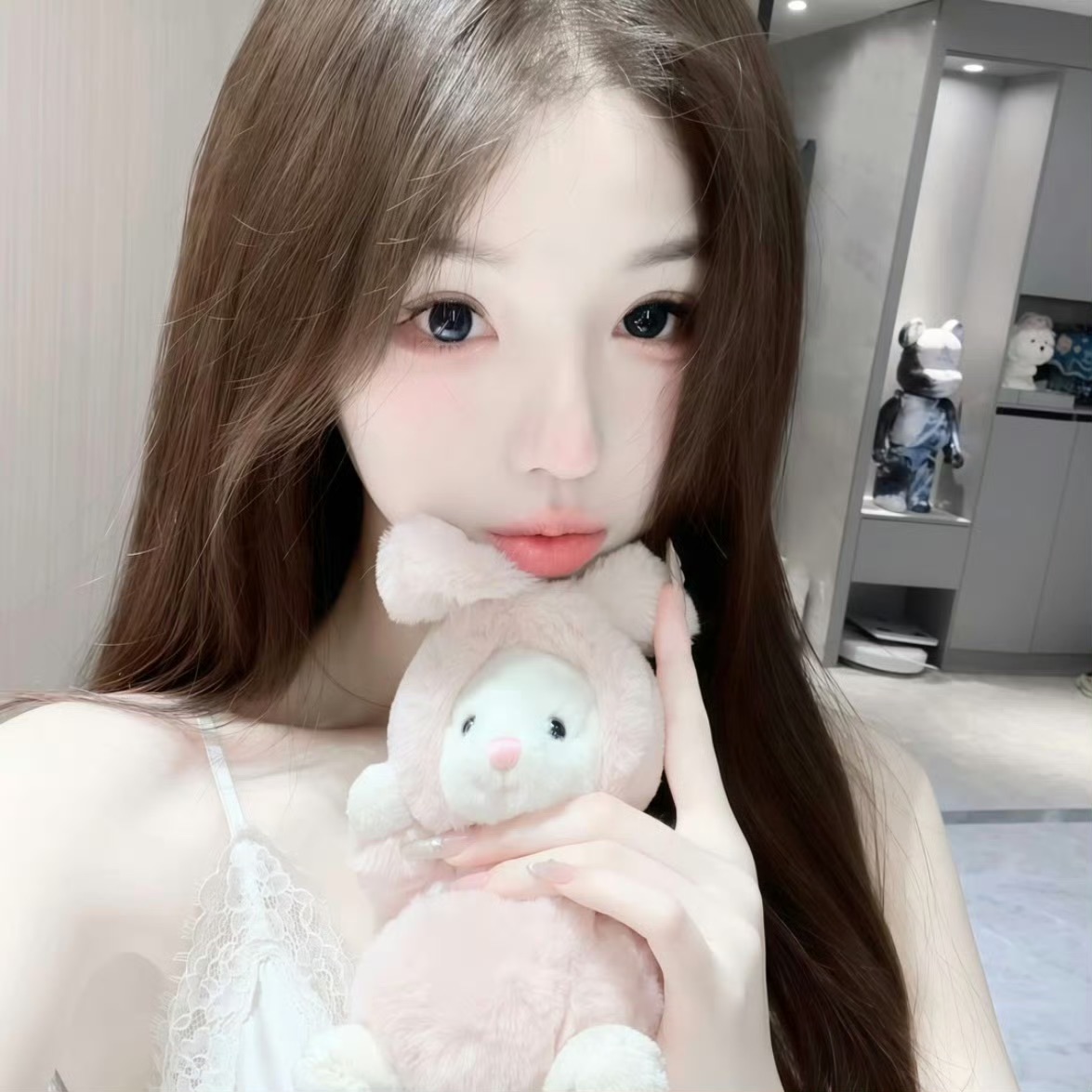 泰兴伴游女生朱珠的资料