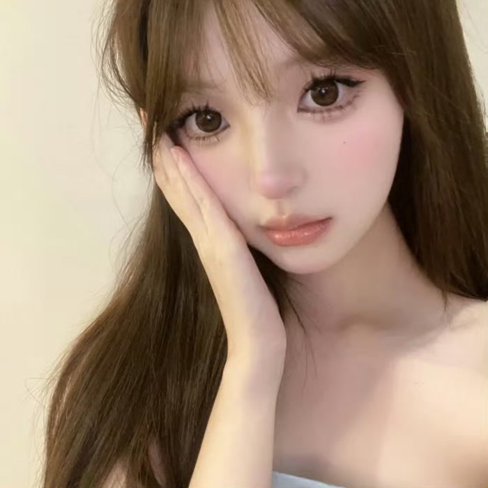 泰兴伴游女生星晚的资料