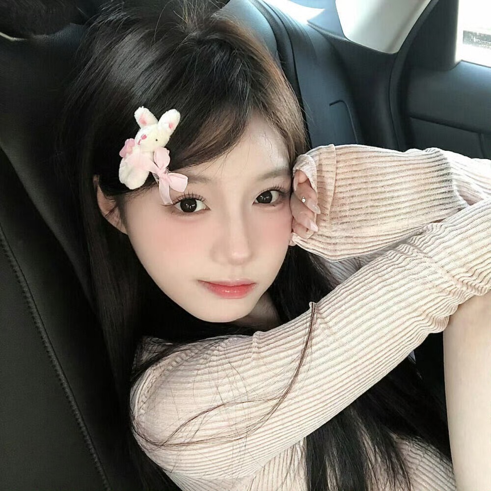 泰兴伴游女生沈欣白的资料