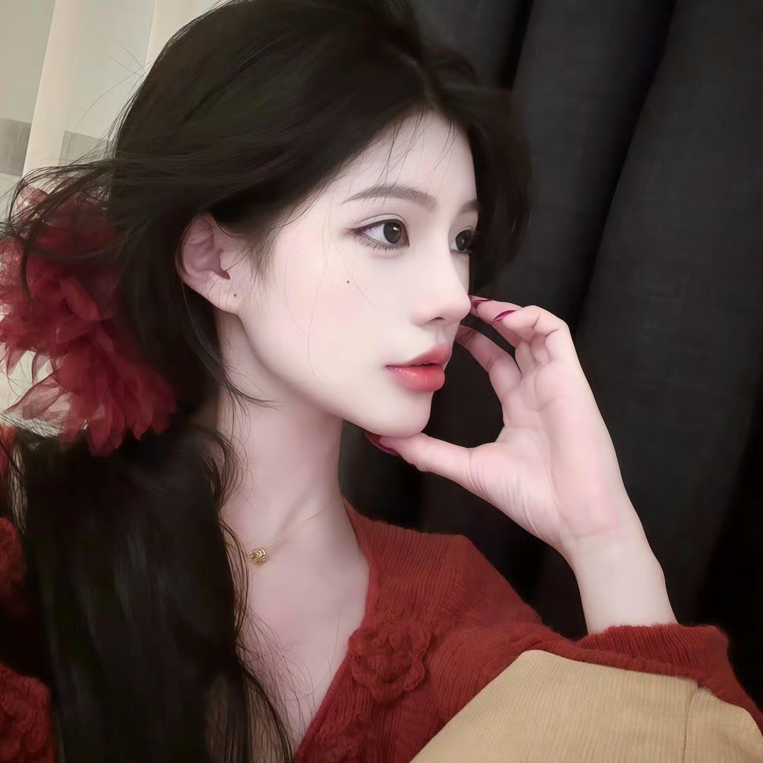 泰兴伴游女生周雅雯的资料
