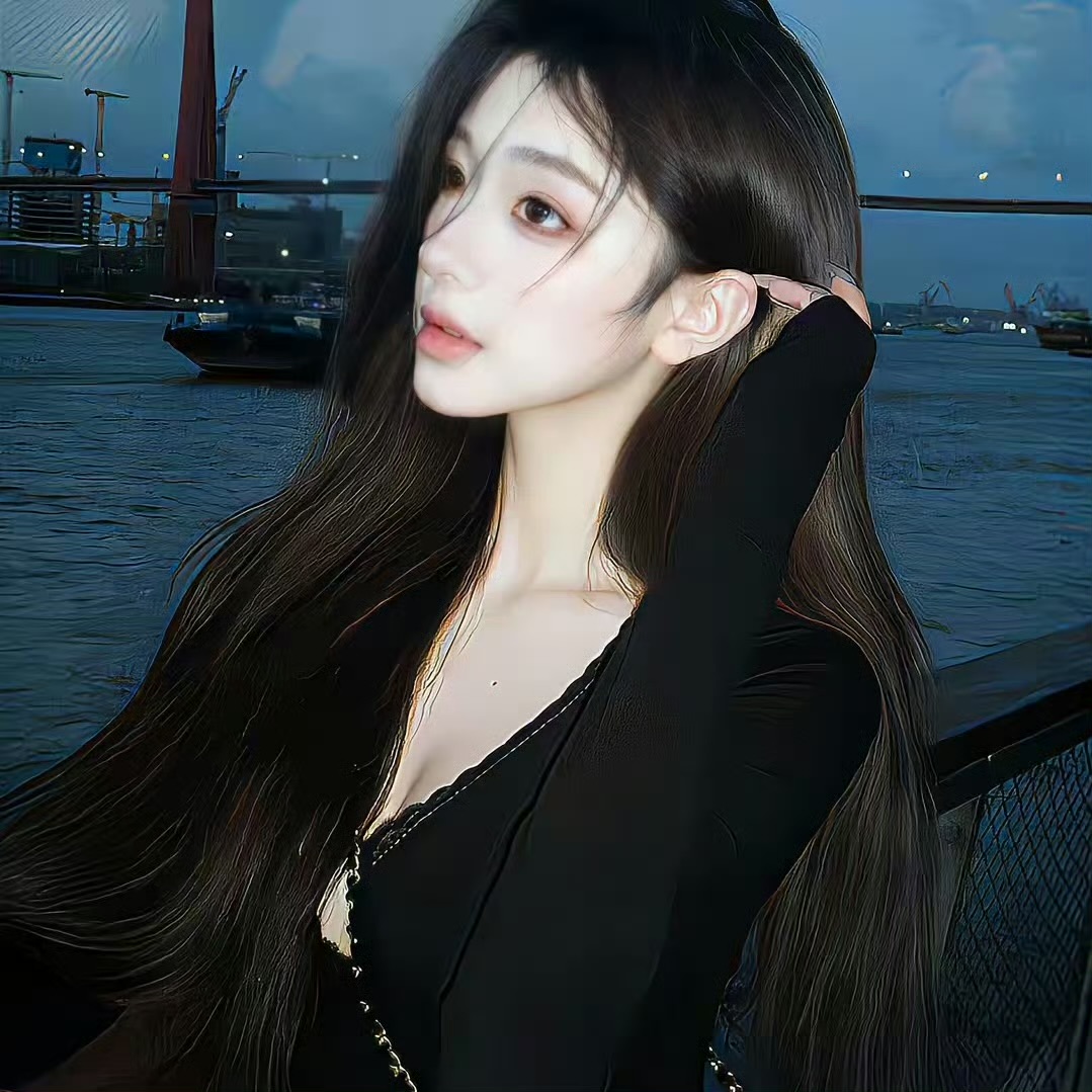 泰兴伴游女生 | Emma的资料